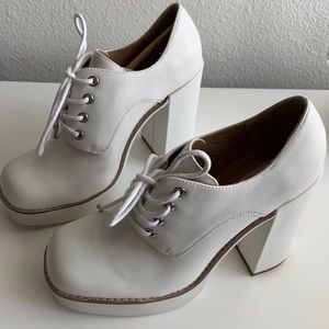 Steve Madden Brand New White Platforms